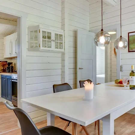 Semund - 2km From The Sea By Interhome