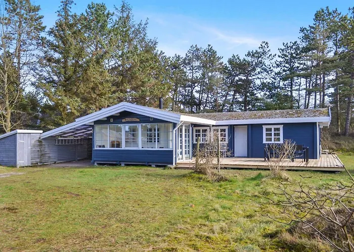 Semund - 2km From The Sea By Interhome